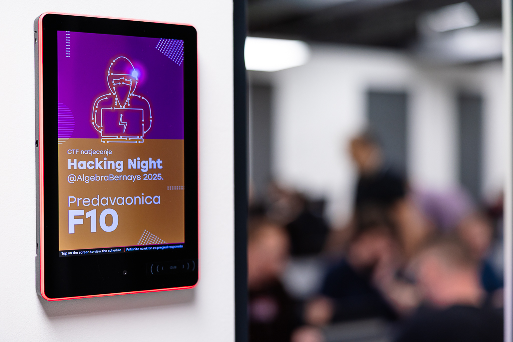 Hacking night 2025.10.17 small-1644