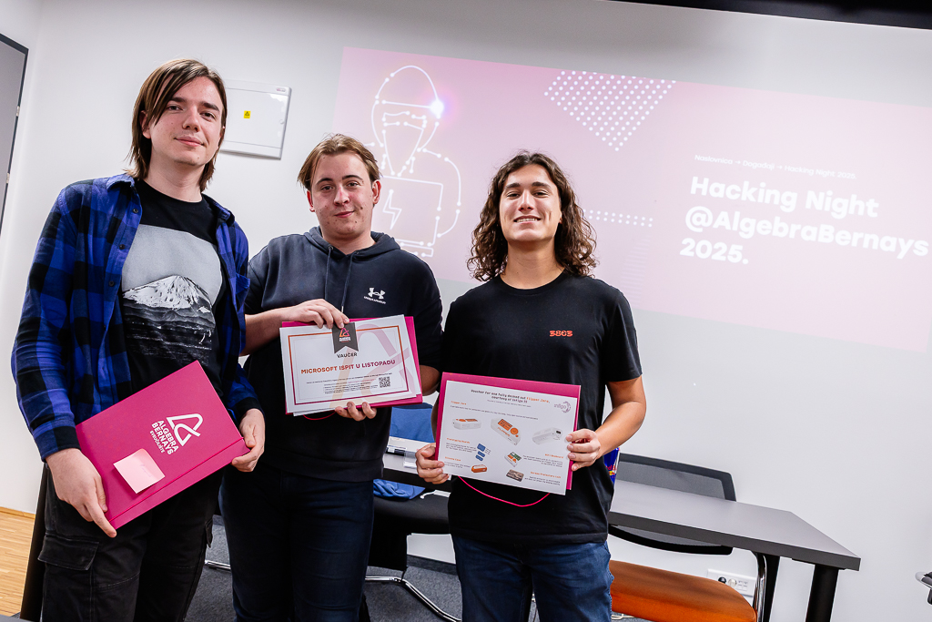 Hacking night 2025.10.17 small-2117